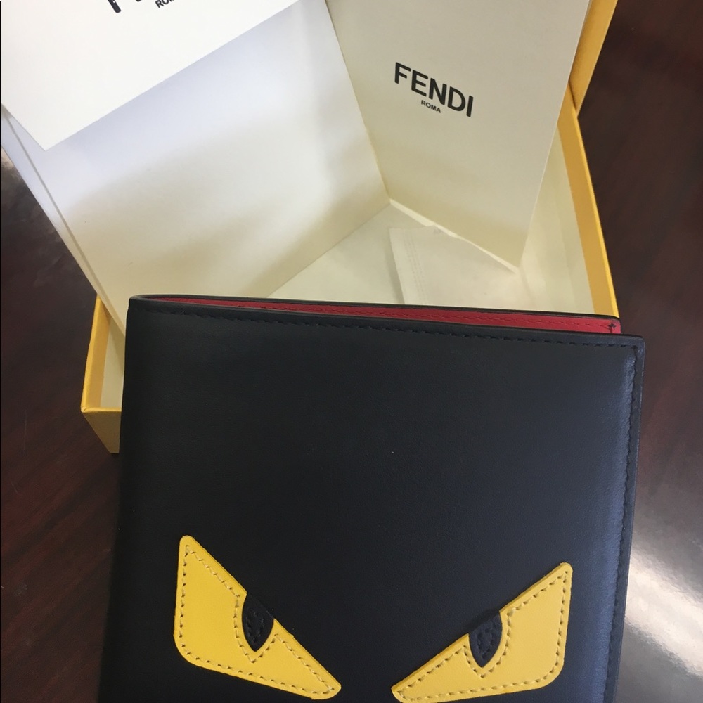 Authentic FENDI Men's Black bi-fold wallet